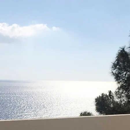 Luminosa * Kyra Panagia